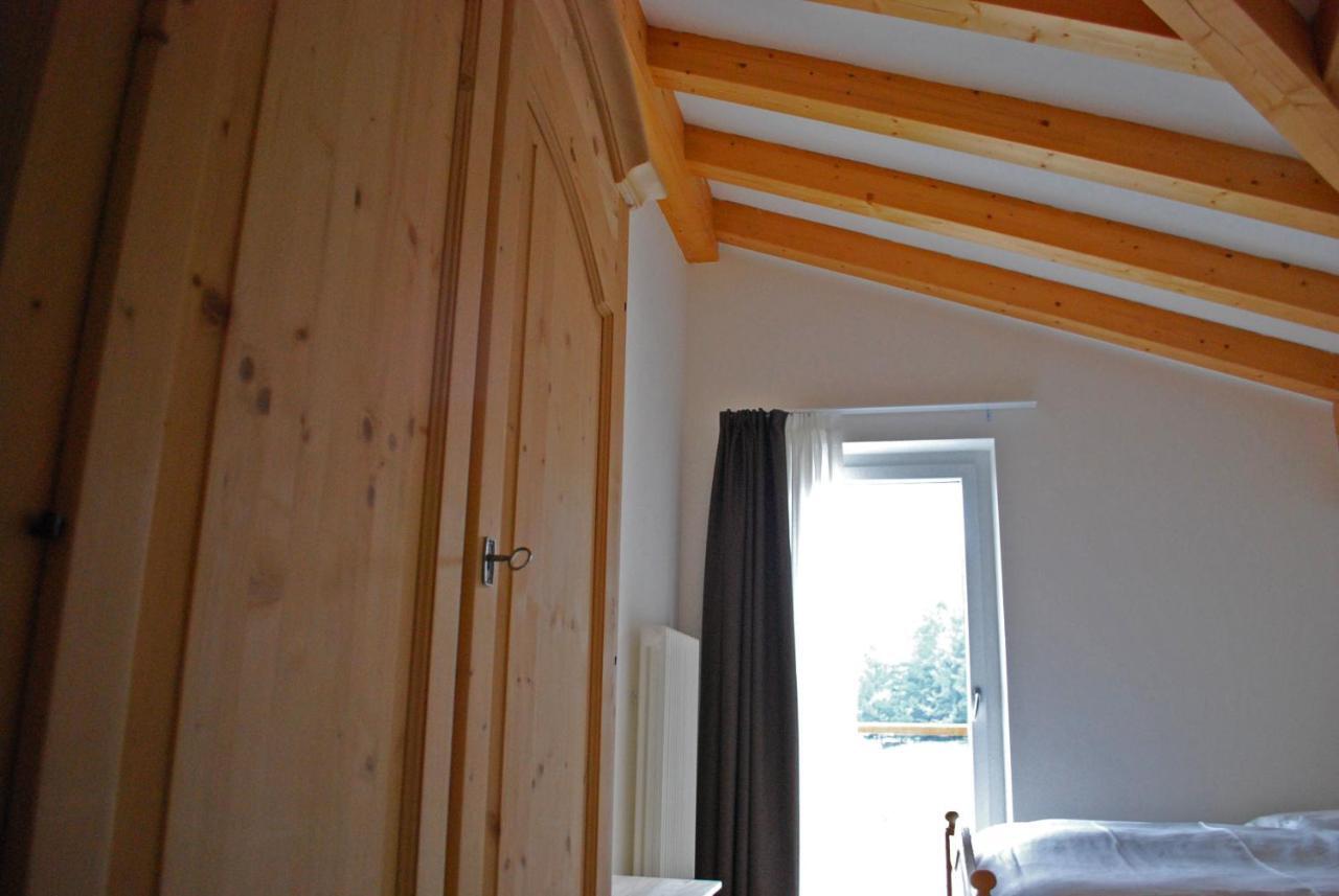 Hotel Elbele Garni Folgaria Pokoj fotografie